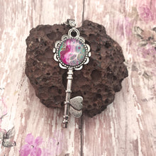 Load image into Gallery viewer, Pink Vintage Key Boho Necklace
