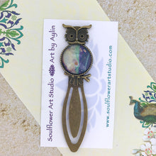 Load image into Gallery viewer, Purple White Owl Bookmark with Fluid Artwork
