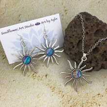 Load image into Gallery viewer, Blue Purple Sun Necklace &amp; Earrings Set
